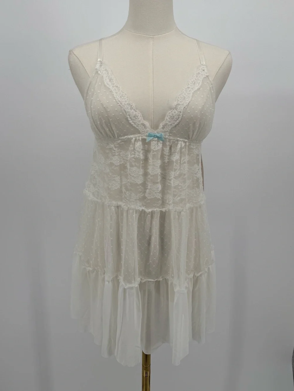 Target Gilligan & O'Malley Cream Lace Tiered Chemise Blue Bow M